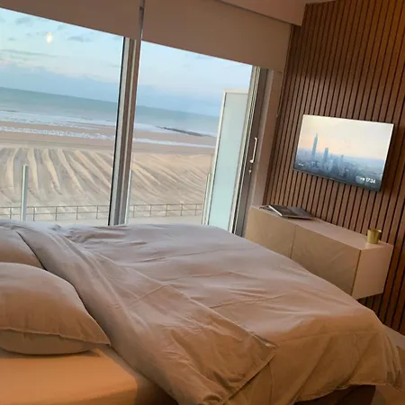 Enjoy And Relax With A View Of The Sea Middelkerke